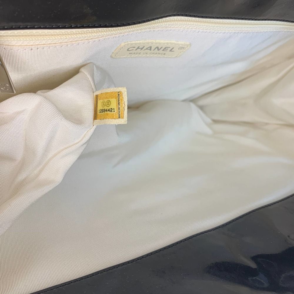 ❌❌ CHANEL 09C Heart Bag CC Patent Terry Ocean Drive Shoulder Handbag Black/White - Picture 10 of 16